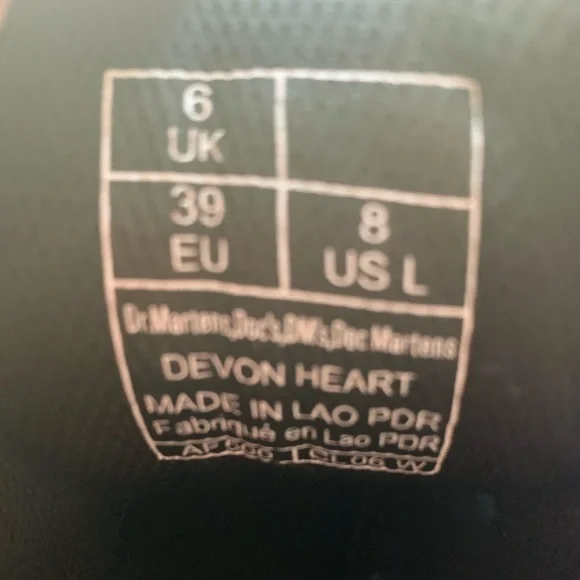 Womens Dr. Martens Devon Hearts Quad Boot - Black SIZE 8 - Picture 5 of 6